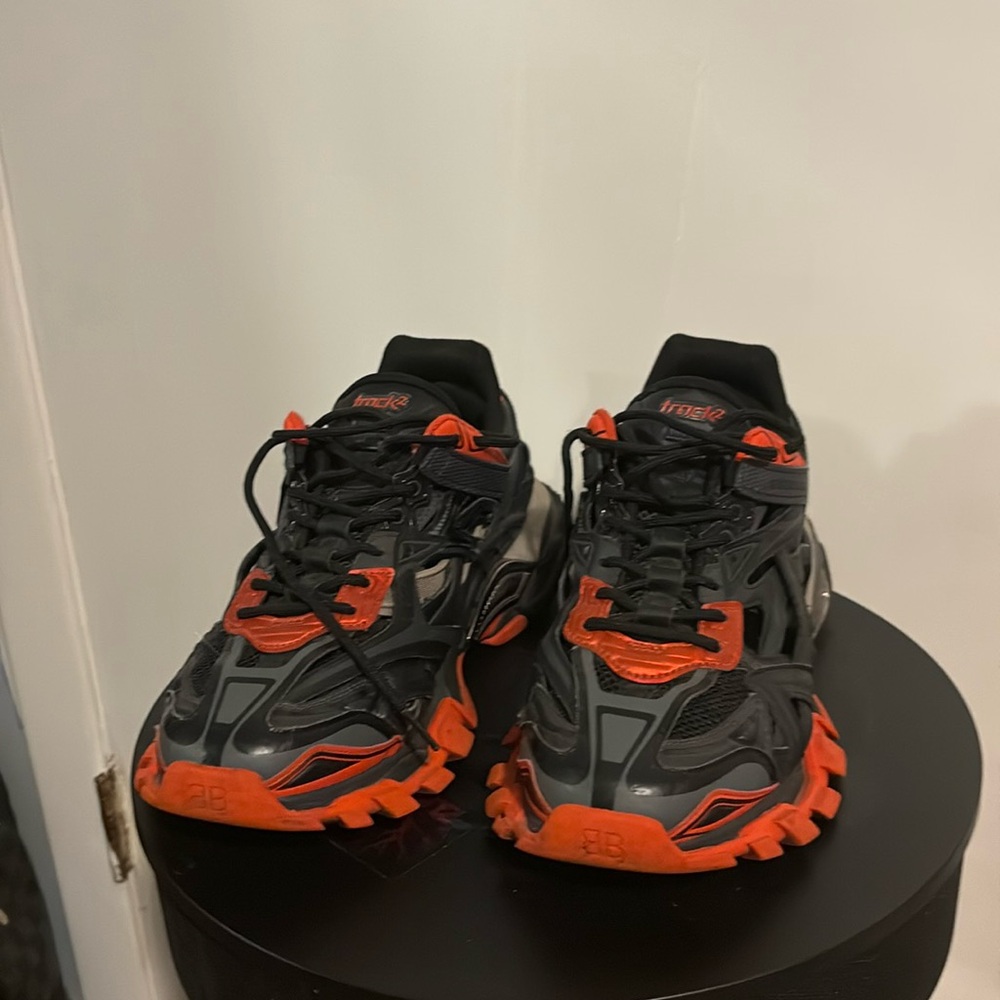 Balenciaga track orange/black